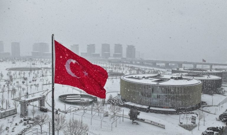 Son dakika haberi: İstanbul Valisi Davut Gül açıkladı... İstanbulda okullar tatil edildi