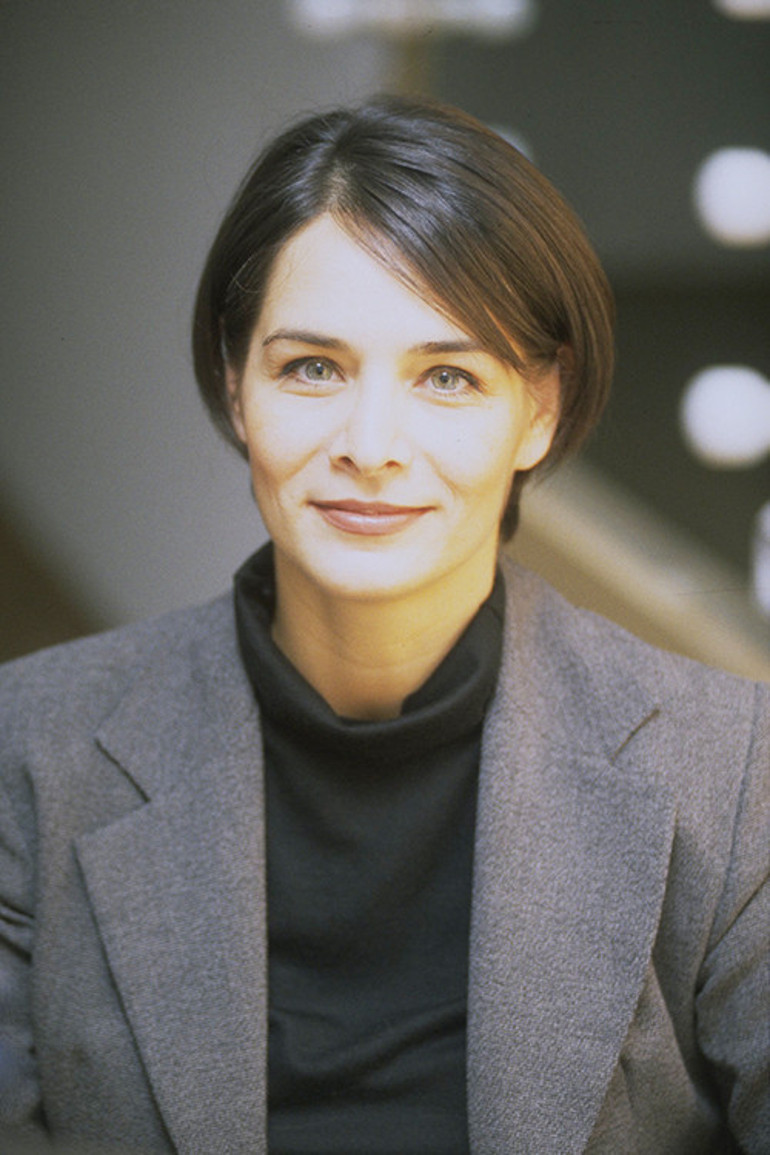 Hem Türkiyenin hem Avrupanın en güzeli seçilmişti... Yıllar geldi geçti, bir tek gözleri bozuldu... Ne yüzü değişti ne kilosu