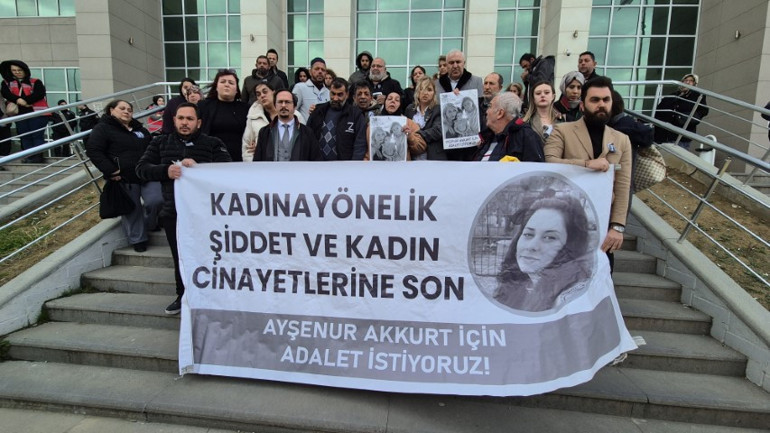 Acılı anne, mahkemenin kararını öğrenince Allahu ekber diyerek bağırdı