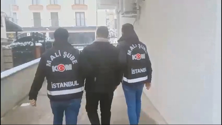 Maydonoz Döner operasyonunun detayları ortaya çıktı FETÖ üyeleri ile 220 milyon TLlik işlem hacmi... Gözaltına alınanların telefonundan ByLock çıktı