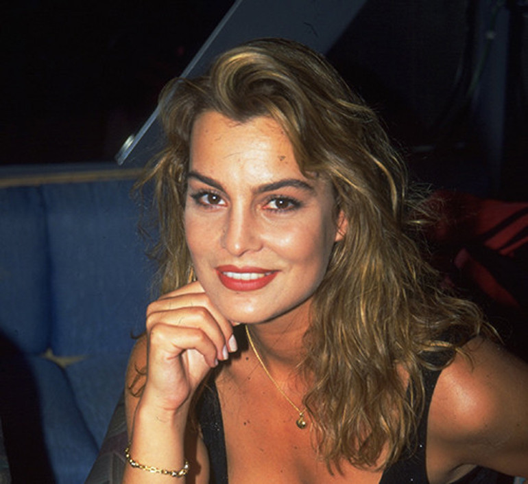 Tacı elinden alınınca İnşallah sonum Hülya Avşar gibi olur demişti... Şöhretin keyfini çıkardı, sonra oto sanayide restoran açtı