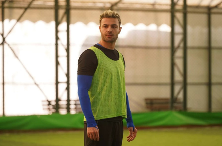 Piyasa izleyici ile buluştu... Düğün evi, cenaze evine döndü... Kına gecesinde anne acısı