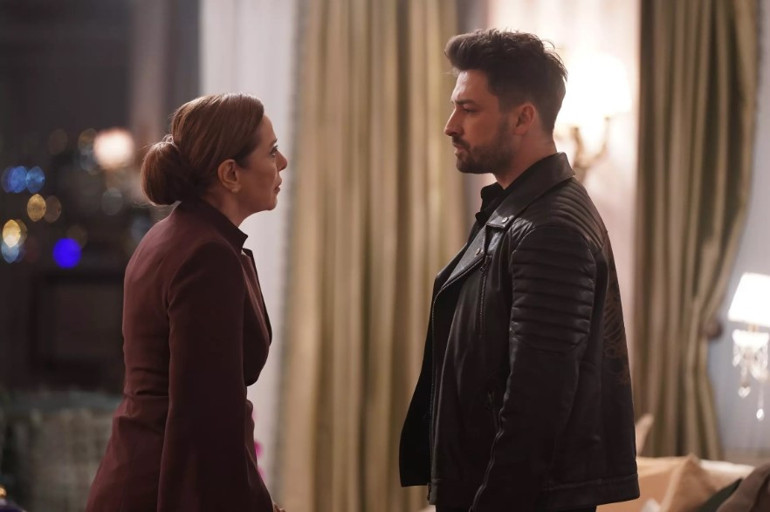 Piyasa izleyici ile buluştu... Düğün evi, cenaze evine döndü... Kına gecesinde anne acısı