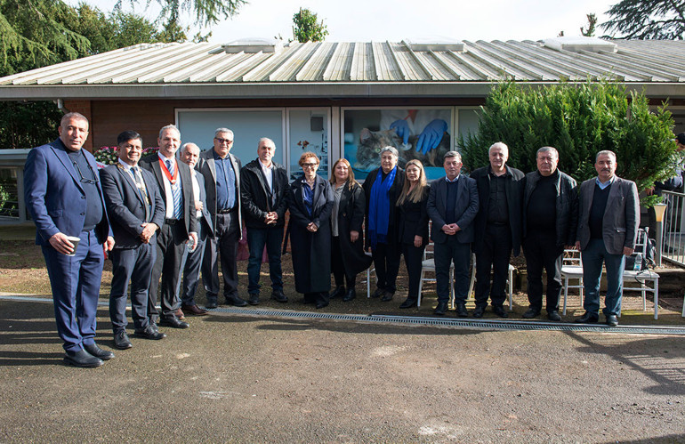 Londra’da Türk veteriner kliniği açıldı
