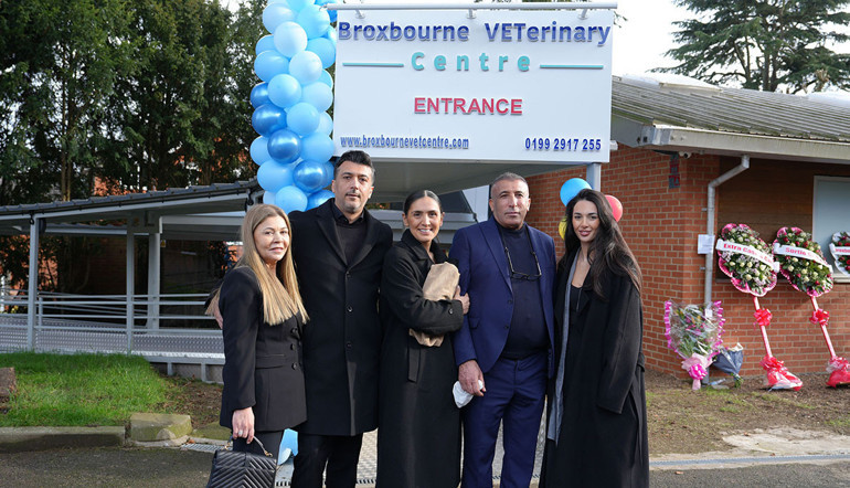 Londra’da Türk veteriner kliniği açıldı