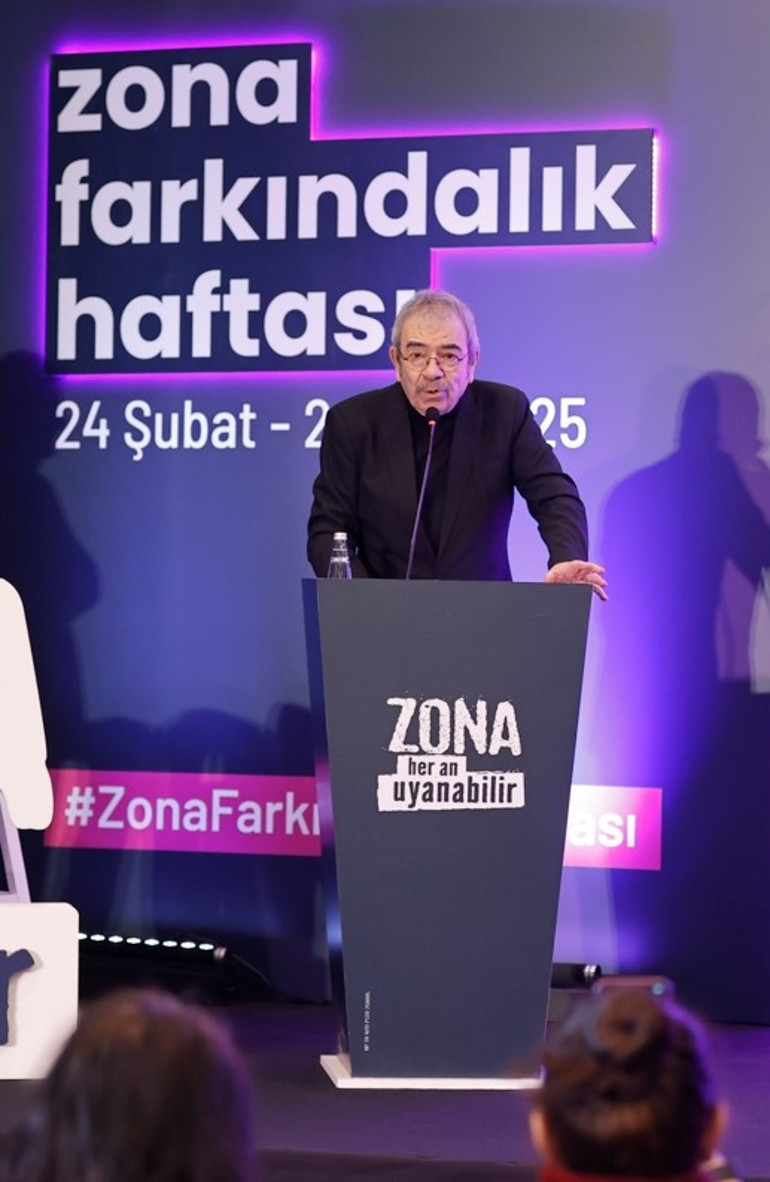 Zona Her An Uyanabilir