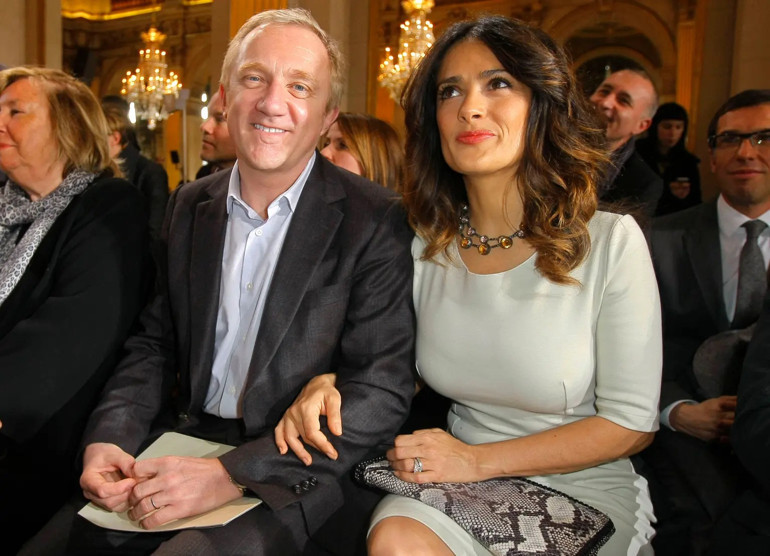 Ona ‘üvey’ anne demek çok zor… Kocasının kızını öz evladından hiç ayırmadan büyüttü