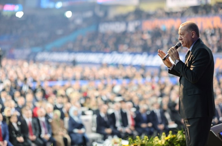 Büyük Kongrede TÜSİADa tepki Cumhurbaşkanı Erdoğan: Kayıt dışı siyaset dönemi kapandı