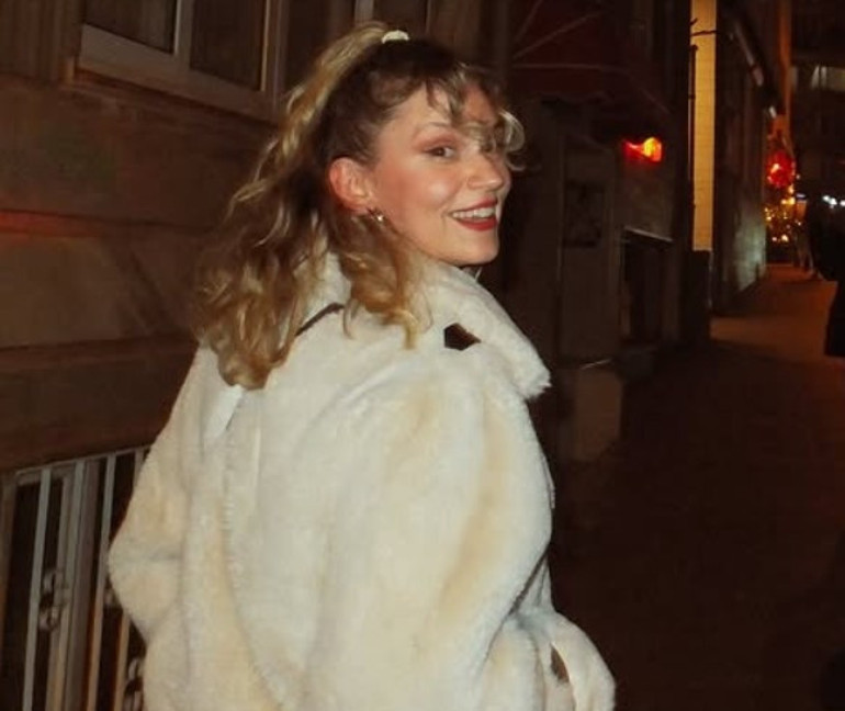 Farah Zeynep Abdullah ve Athena Gökhan arasında sürpriz yakınlaşma