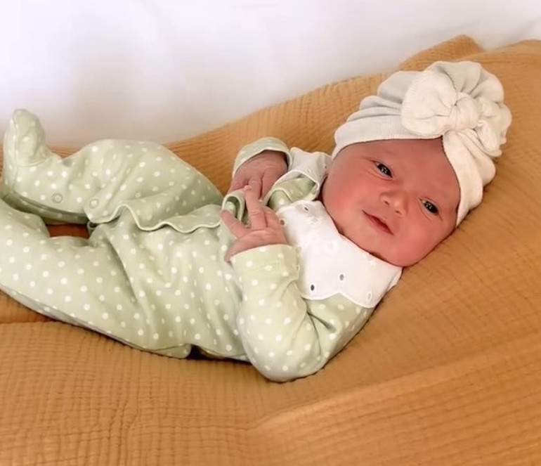 Doğum sonrası ilk fotoğraf... 4 Kasım 2025... Hoş geldin oğlum