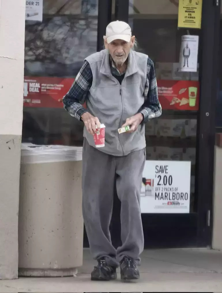 Efsane oyuncu Gene Hackman ve eşi Betsy Arakawadan Hollywoodu sarsan haber... Ünlü çift köpekleriyle birlikte ölü bulundu