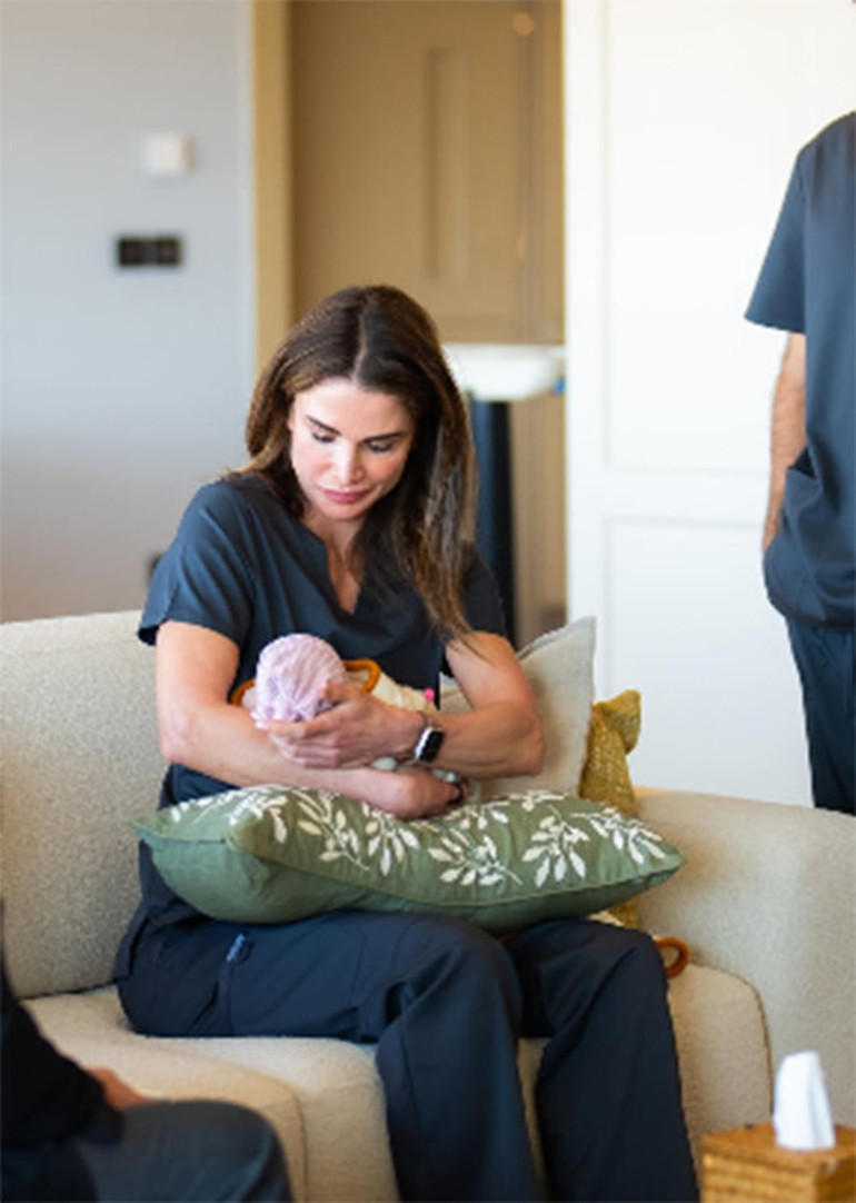 Daha 60 yaşını görmedi... Sadece bir yılda kucak dolusu torunu oldu