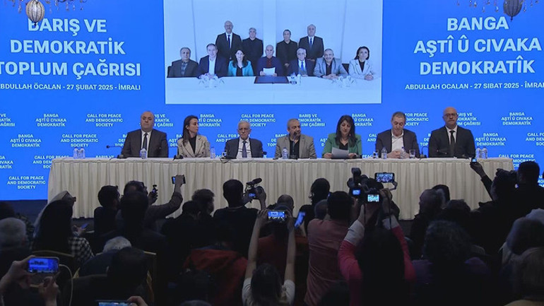 Son dakika... İmralıdan tarihi çağrı: PKK kendini feshetmeli