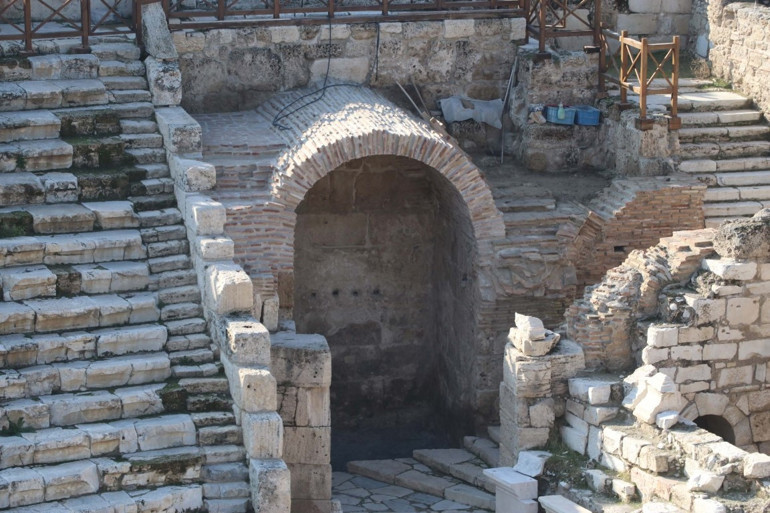 Laodikya antik kenti 2 bin 200 yıl öncesine döndü