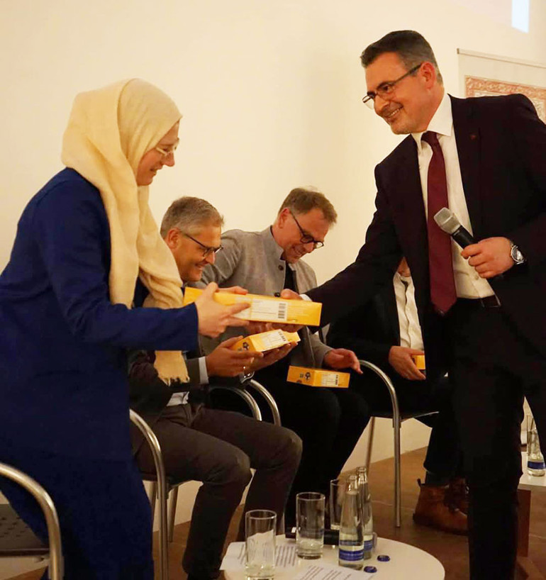 Münih’te Carmelite Kilisesi’nde Ramazan resepsiyonu