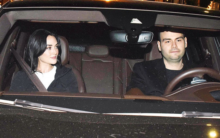 Ezgi Mola ile Enis Arıkan neden küstü