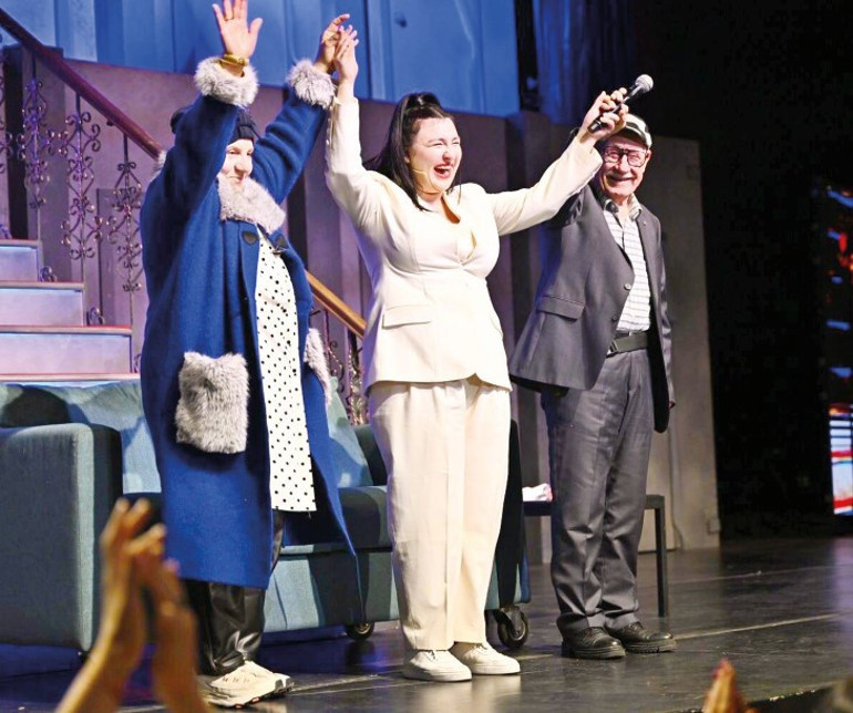 Ezgi Mola ile Enis Arıkan neden küstü