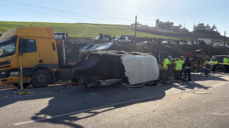 Hatayda trafik kazası: 6 can kaybı, 8 yaralı