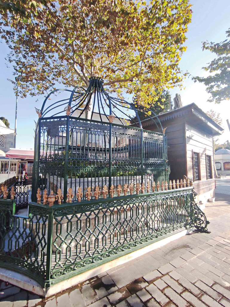 ‘Kenar Semtlerde Bir Gezinti’