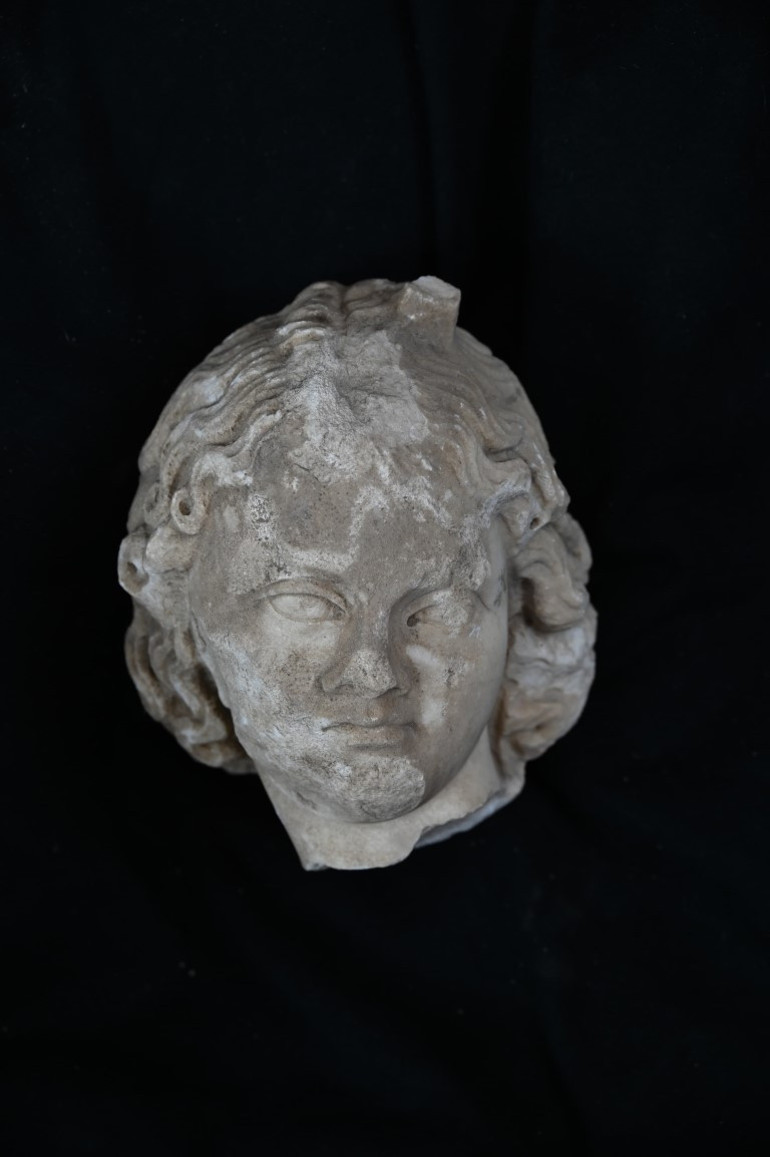 Mitolojide Zeus’un habercisi Hermesin heykeli Aspendos arkeoloji kazılarında bulundu