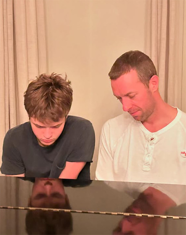 İkinci kocasıyla balayına giderken onu da çağırmıştı: Eski kocaya yeni yaş kutlaması... Bana verdiğin çocuklar için teşekkür ederim