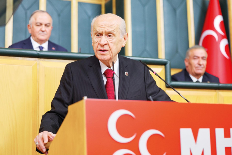 Devlet Bahçeli telefon ettikçe