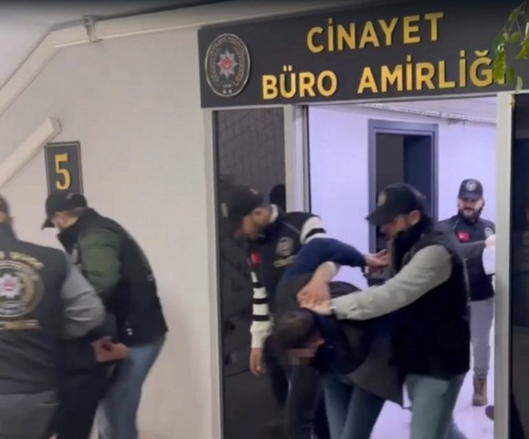 Kızının nişanlısına kocasını öldürttü Korkunç olayın nedeni ortaya çıktı