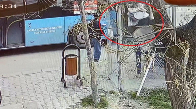 Şehrin göbeğinde korkunç olay: 15 yaşındaki kız çocuğunun boğazına bıçak dayayıp dehşeti yaşattı