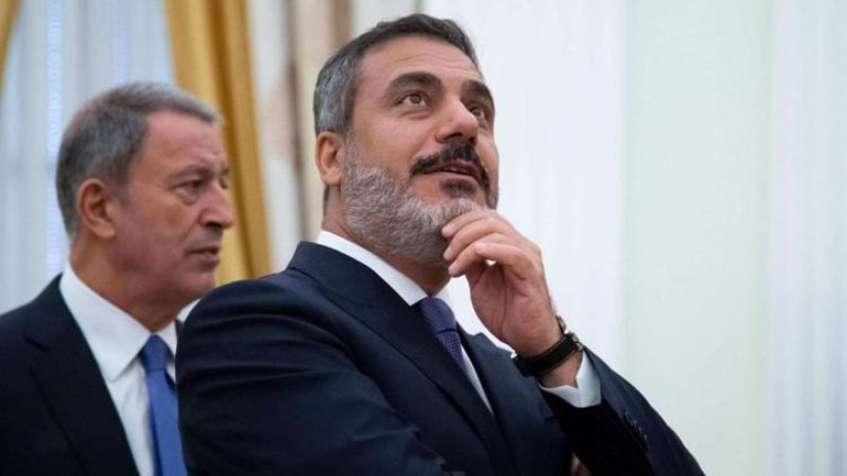 Yunan basınında çarpıcı Türkiye itirafı... Liderlik için hazır
