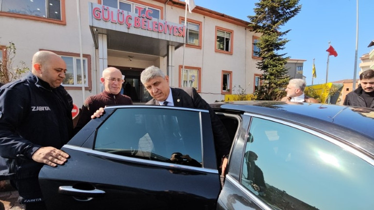 19 yıl makam şoförlüğü yaptığı belediyeye başkan oldu