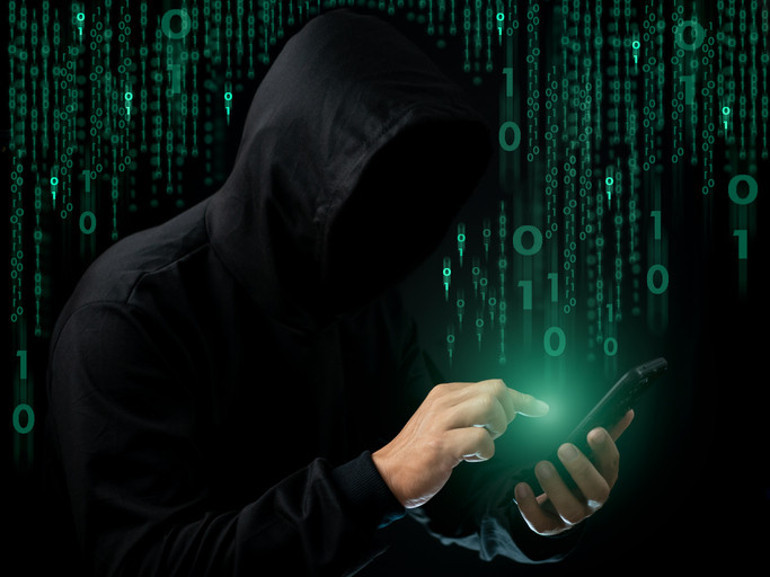 Yapay zeka hayatını kararttı Ailesi tehdit edildi ve işinden oldu Kaybettiği para şoke etti... Tüm bunlar nasıl oldu Nelere dikkat edilmeli