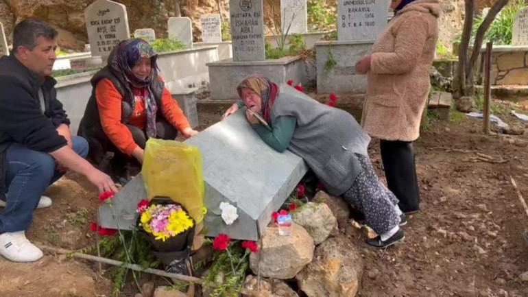 Antalyada paramedik Hamit Aras dövülerek öldürülmüştü Yoldaki son görüntüleri ortaya çıktı