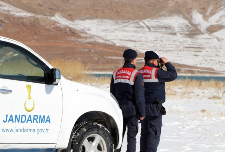 2.5 milyon lira cezası var Jandarma onları korumak için nöbette: Termal kameralar ve dronlarla takipteler