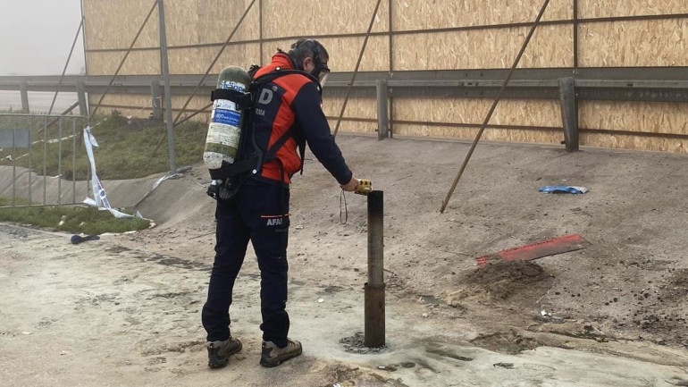 Kocaelide bulunan gaz 4 gündür aralıksız yanıyordu... Ekipler ölçüm yapıp yeniden alevlendirdi