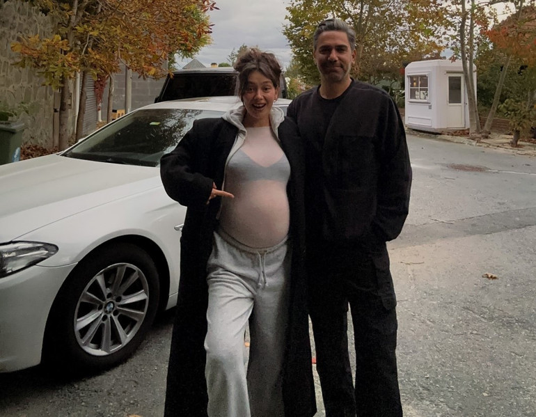 Neslihan Atagül anne oldu