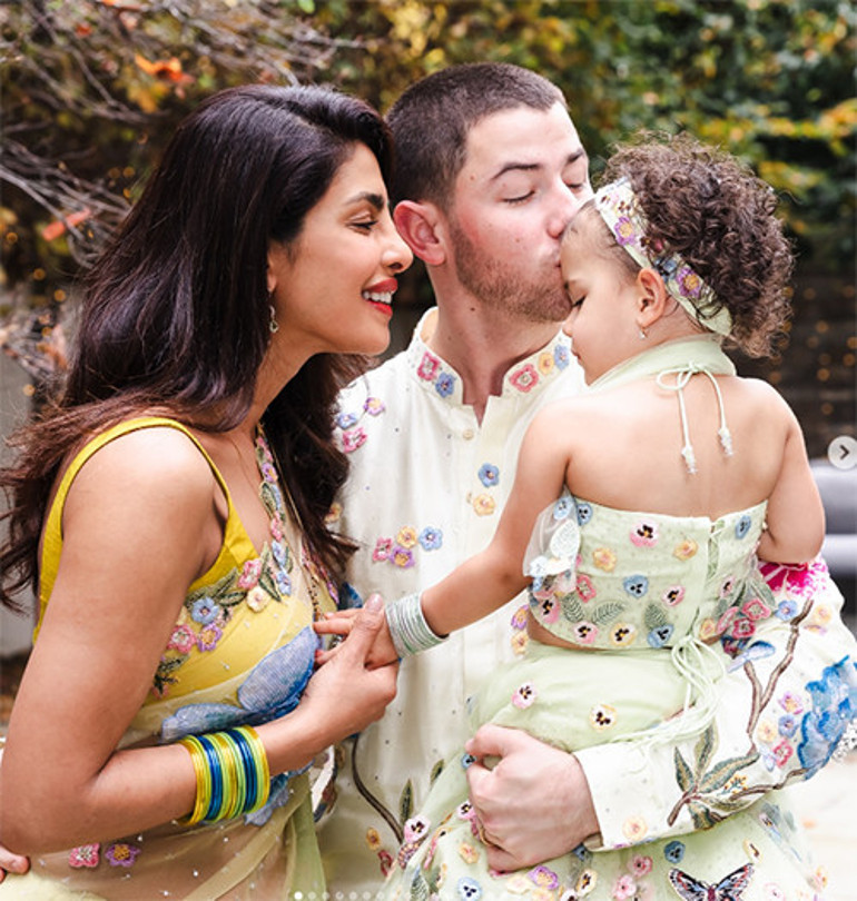 Yıllar geçti, gönül kapılarını başkaları çaldı... Ama onlar hiç unutulmadı: Ben aşkı seninle öğrendim