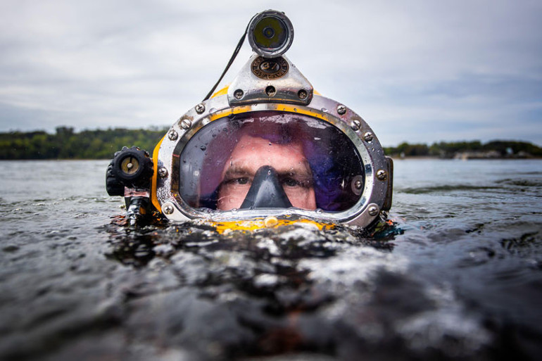 Kuzey Denizi’nin dibinde, oksijensiz, ışıksız, yapayalnız… 25 dakikadan fazla bir süre havasız kaldı O karanlıktan nasıl çıktı