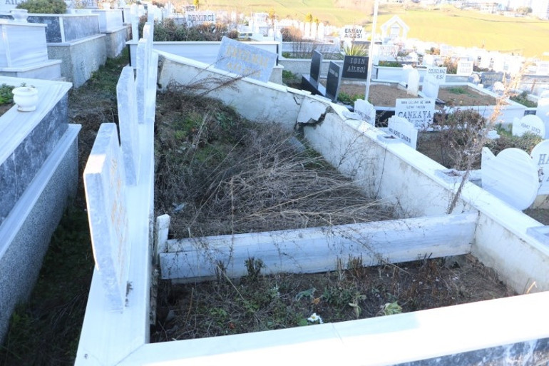 Samsunda şoke eden manzara: Mezarlar büyük hasar gördü