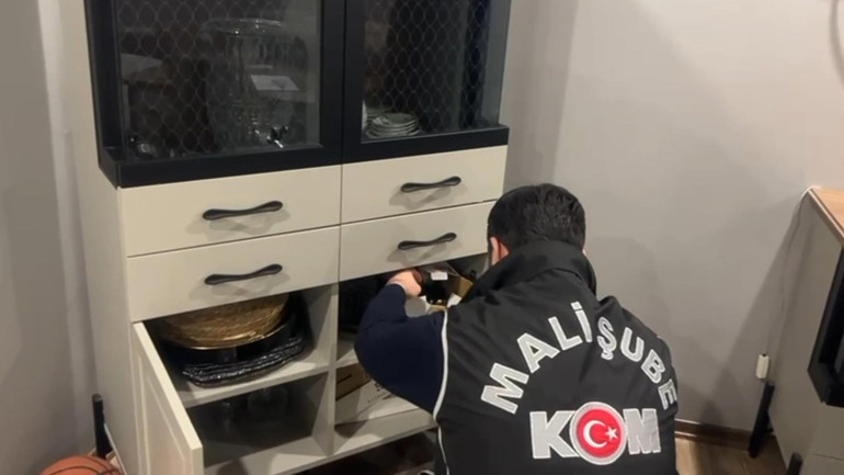 Borsada manipülasyon soruşturmasında 12 şüpheli tutuklandı