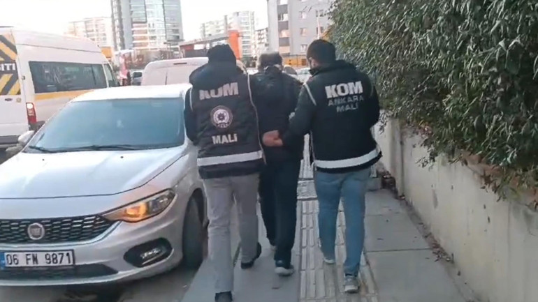 Borsada manipülasyon soruşturmasında 12 şüpheli tutuklandı