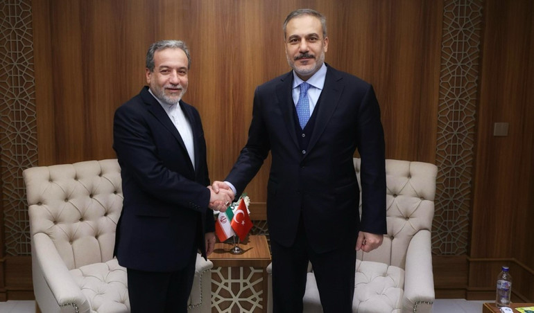 Dışişleri Bakanı Hakan Fidandan kritik temaslar