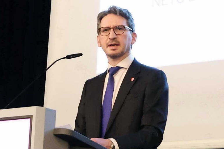 NETU Berlin’de iftar verdi