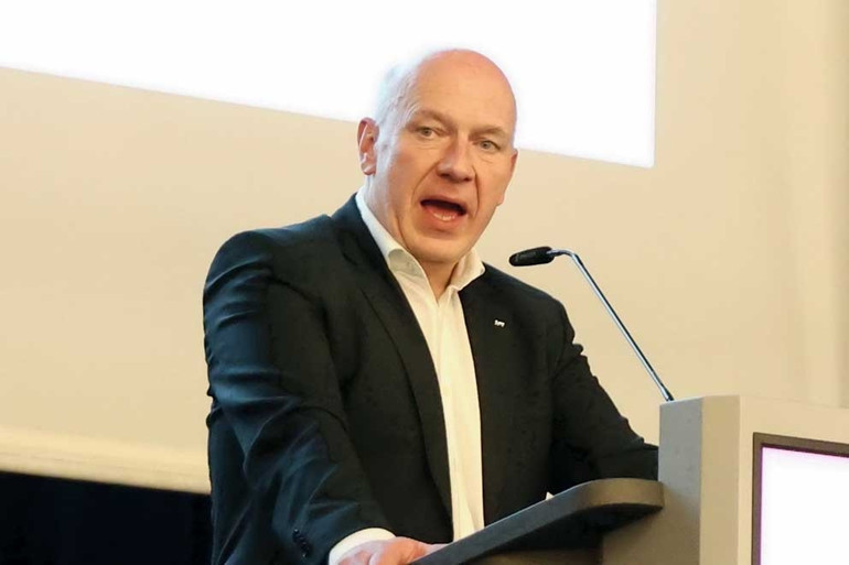 NETU Berlin’de iftar verdi