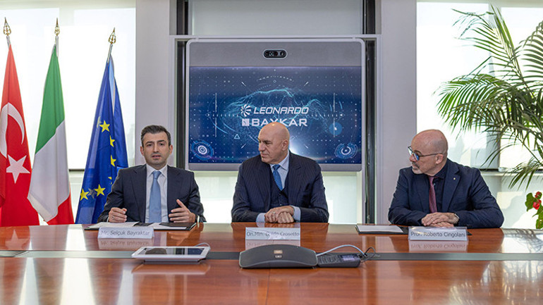 Avrupanın güvenliği Türkiyeden sorulacak... Yunan basını: Baykar-Leonardo anlaşması tesadüf değil