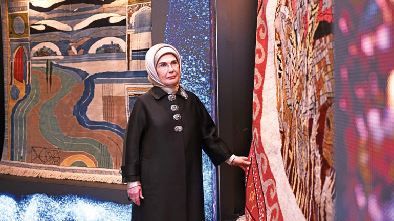 Robotlarda bile cinsiyet eşitliği yok: Erkekler savaşçı kadınlar hizmetçi