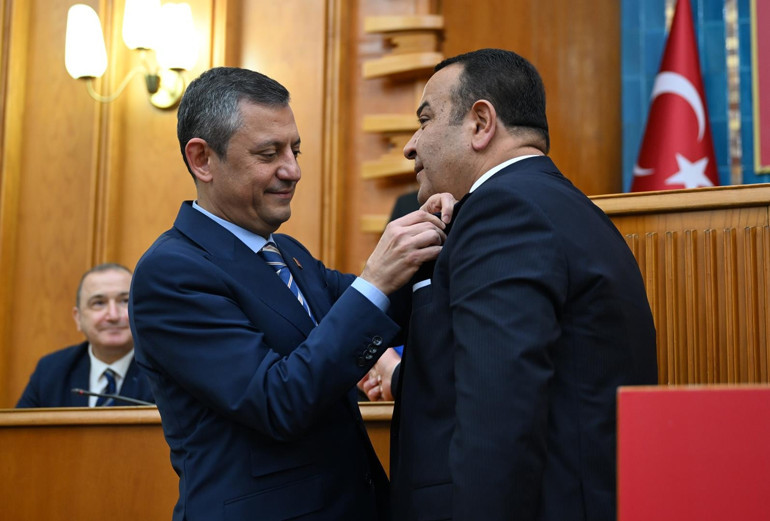 Kafayı kuma gömen belediyeler