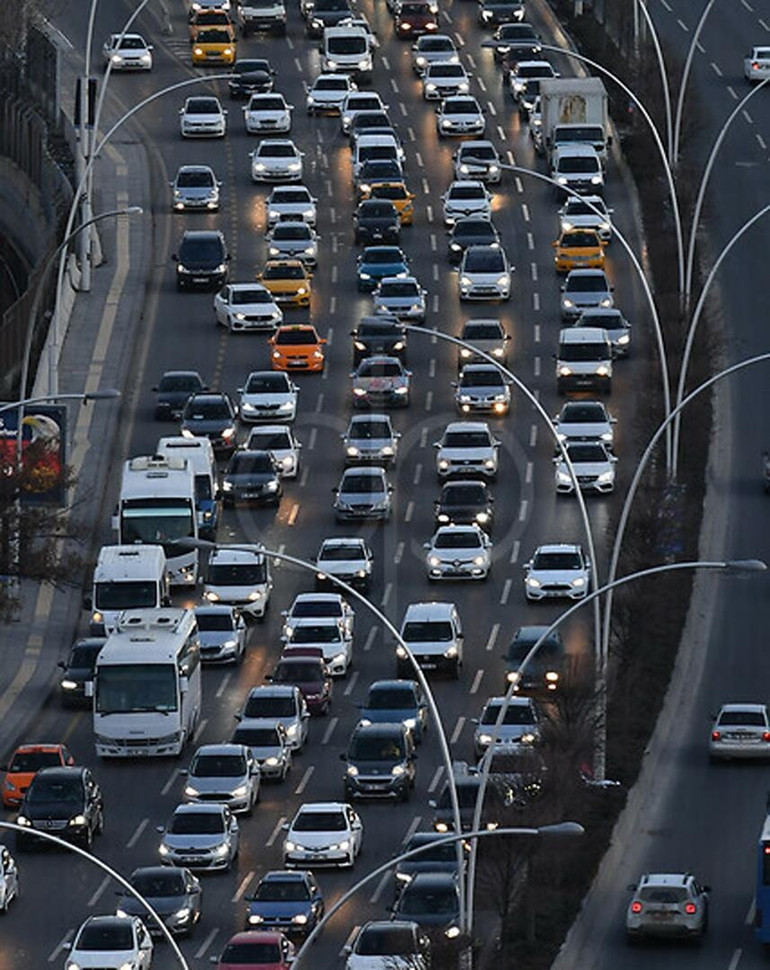 Kafayı kuma gömen belediyeler