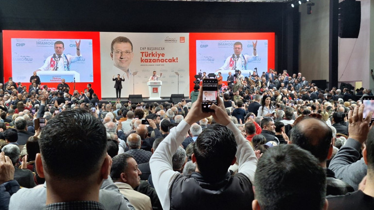 İstanbul Büyükşehir Belediye Başkanı Ekrem İmamoğlu: Türkiye 23 Marttaki seçimde yepyeni bir başlangıç yapacak