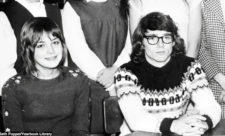 Bu pozları verirken her şeyden habersizdi… Güzellik yarışmasına katılınca hayatı değişti… Artık adını dünya biliyor