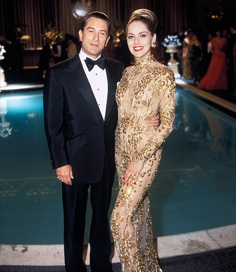 Bu pozları verirken her şeyden habersizdi… Güzellik yarışmasına katılınca hayatı değişti… Artık adını dünya biliyor